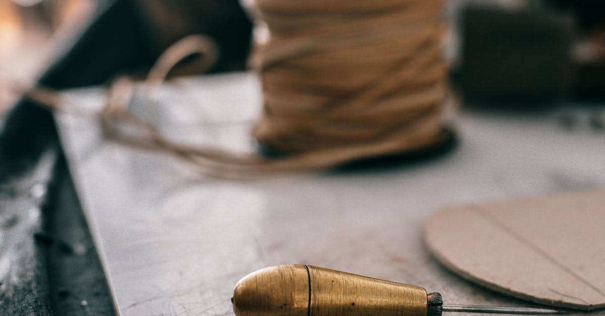What is craft unloading and how should it be handled? - Awl on working bench in workshop