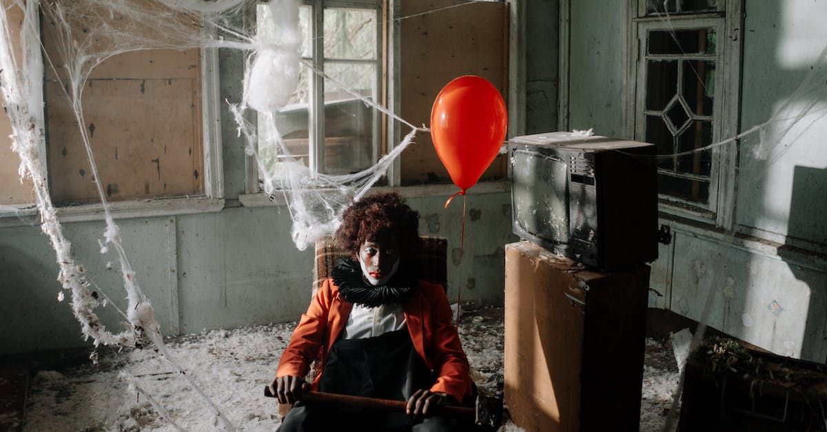What is that red hammer icon? - Scary Clown in an Abandoned Building What is that red hammer icon? - Scary Clown in an Abandoned Building