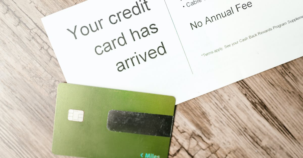 What is the highest credit per common data crystals ratio available in SWTOR? - Green Card beside a Document 