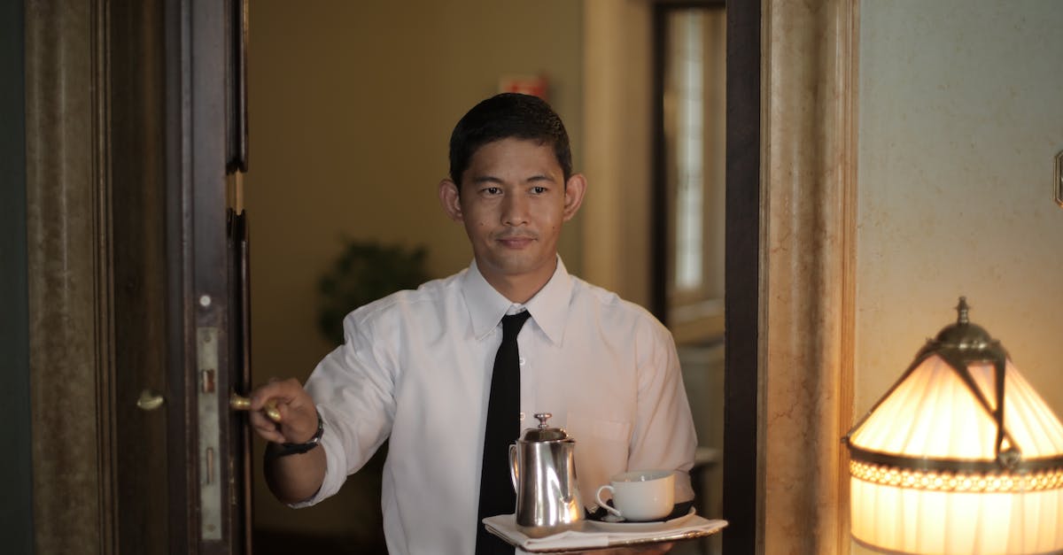 What is the order of the seals for the door to open in level 6 of the Endless Paths? - Hotel servant carrying coffee to guest What is the order of the seals for the door to open in level 6 of the Endless Paths? - Hotel servant carrying coffee to guest