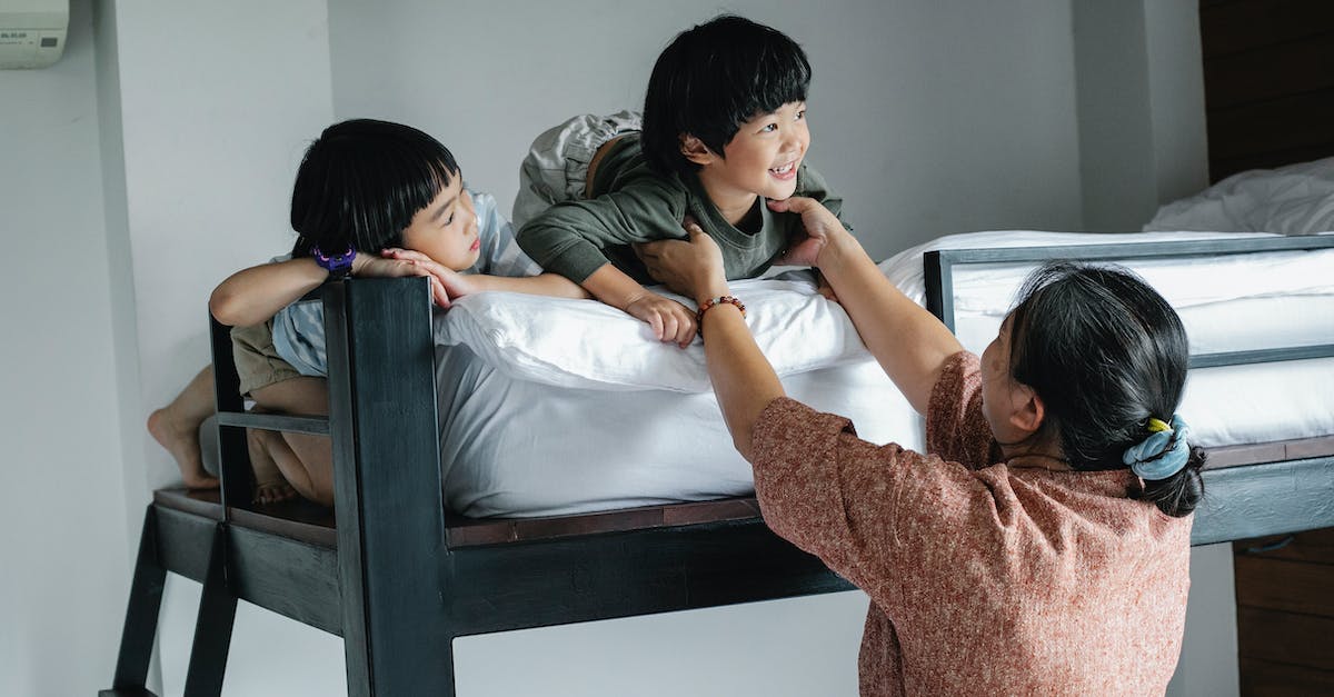 What rooms to unlock to reach the backside of the Yavin IV stronghold? - Asian kids on bunk bed near grandmother What rooms to unlock to reach the backside of the Yavin IV stronghold? - Asian kids on bunk bed near grandmother