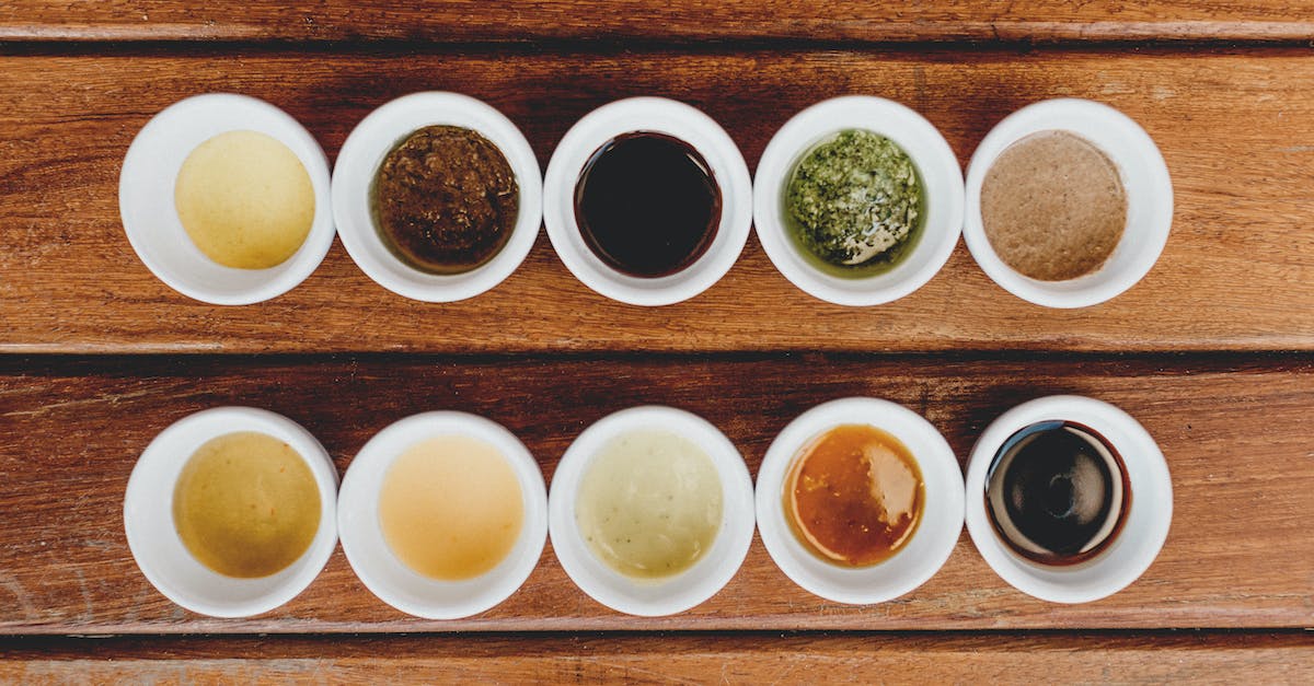 What stats do different damage types scale off of? - Different Types of Sauce
