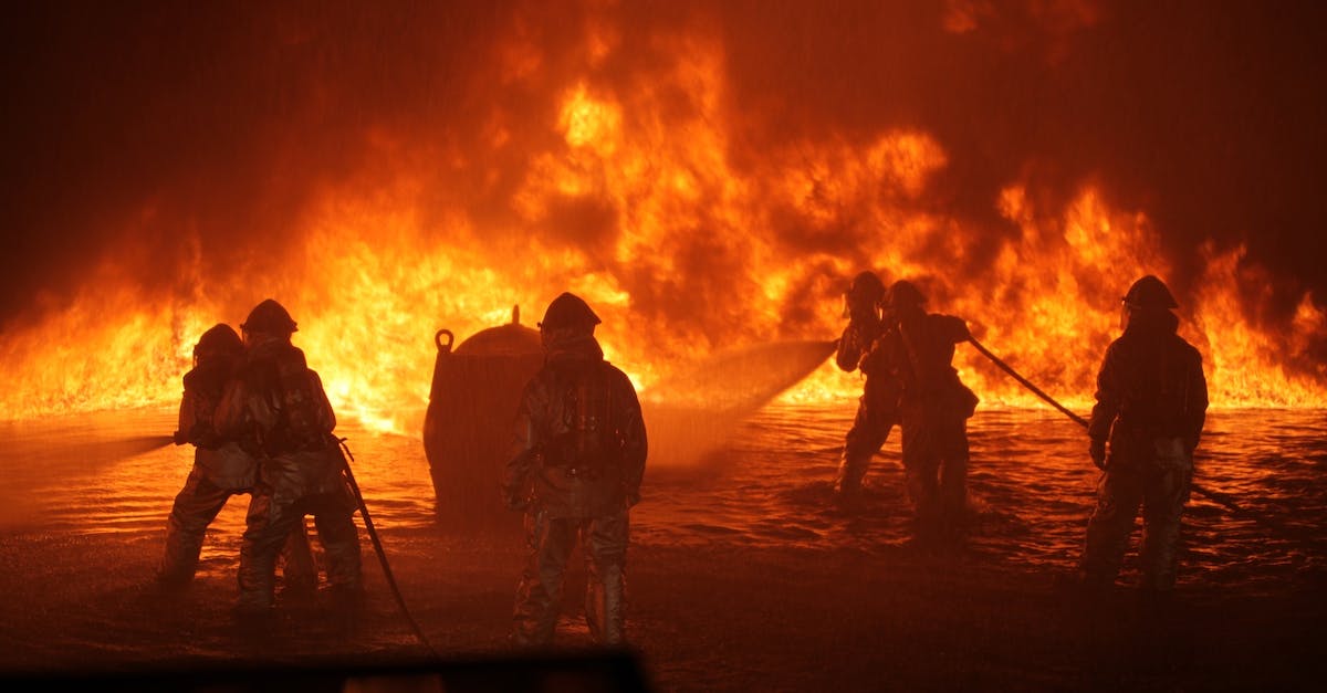 When do people explode? - Fire Fighters When do people explode? - Fire Fighters