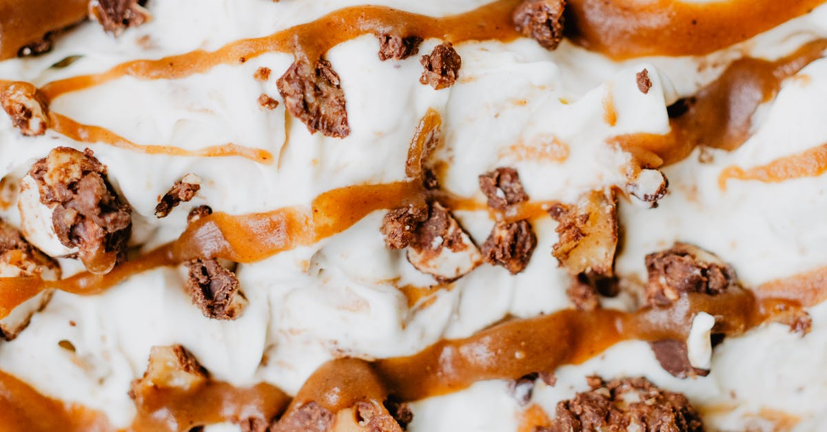 When I die minecraft unloads all the chunks - Ice Cream with Caramel Drizzle and Cookie Chunks
