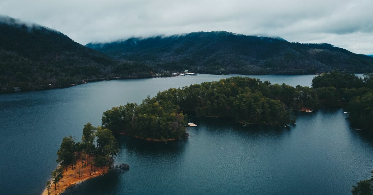 Where are all islands and discoverable locations? - Green Trees Near Body of Water