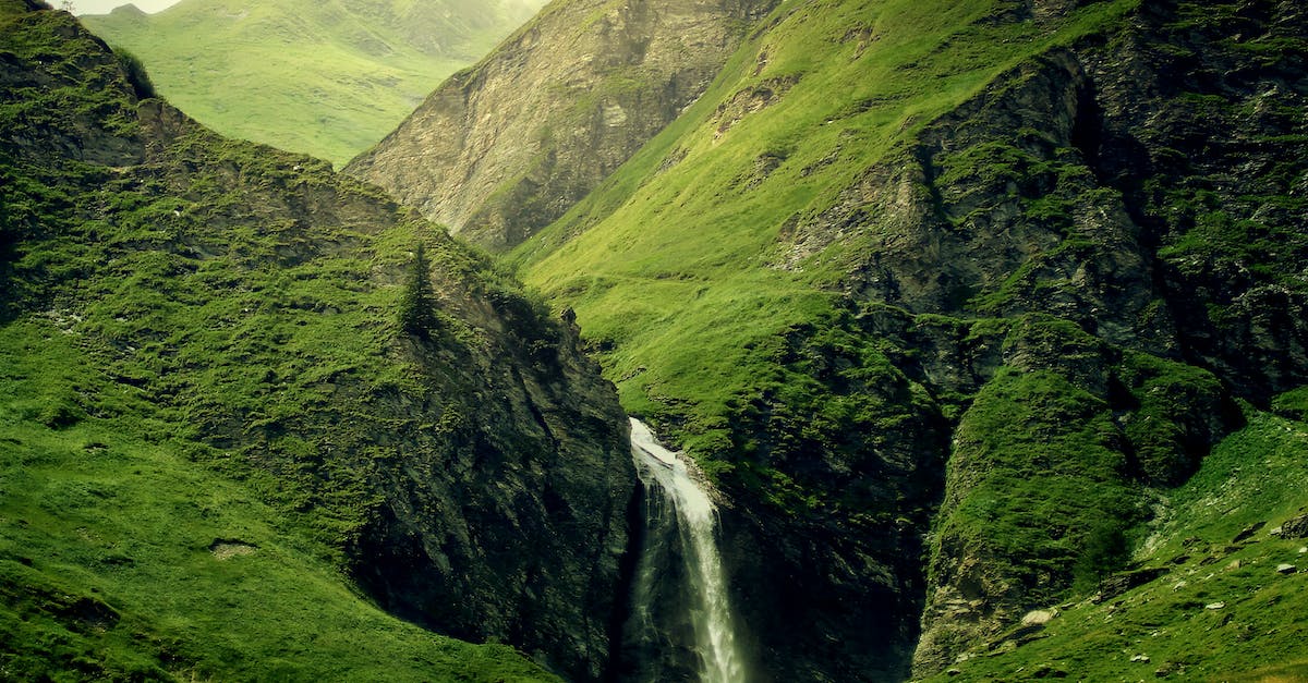 Where are the cliffs for Sagani's quest The Long Hunt? - Green Mountains