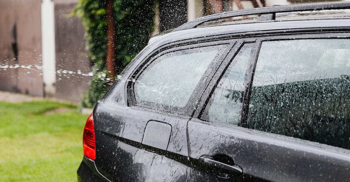 Where do I find a car in DayZ? - Black Suv on Road