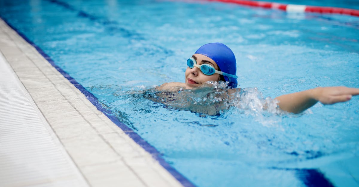 Which actions can cancel out of other actions in Dead Cells? - Person in Swimming Goggles in Swimming Pool