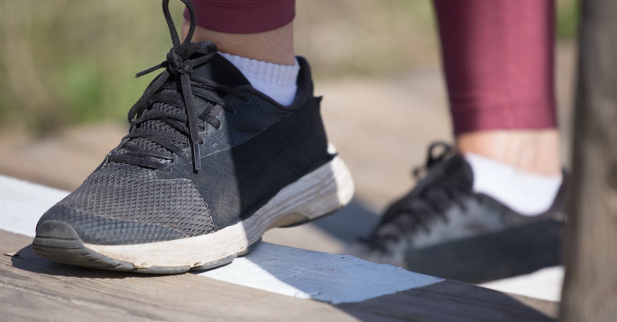 Which are the steps for crafting an Celestial (Exotic) armor? - Close Up of a Shoe