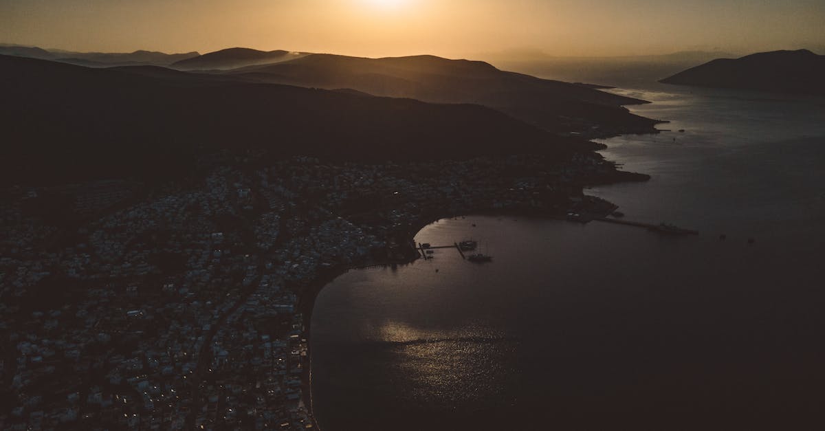 Which city is this in DayZ Standalone? - Sunlight over City on Sea Shore Which city is this in DayZ Standalone? - Sunlight over City on Sea Shore