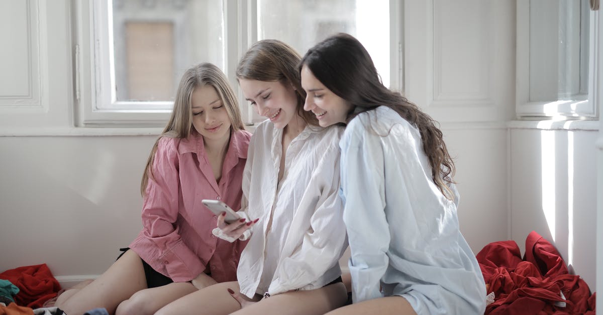 Which items in EVE Online are classified as 'Meta 0' items? - Group of young women browsing smartphone together in messy room Which items in EVE Online are classified as 'Meta 0' items? - Group of young women browsing smartphone together in messy room
