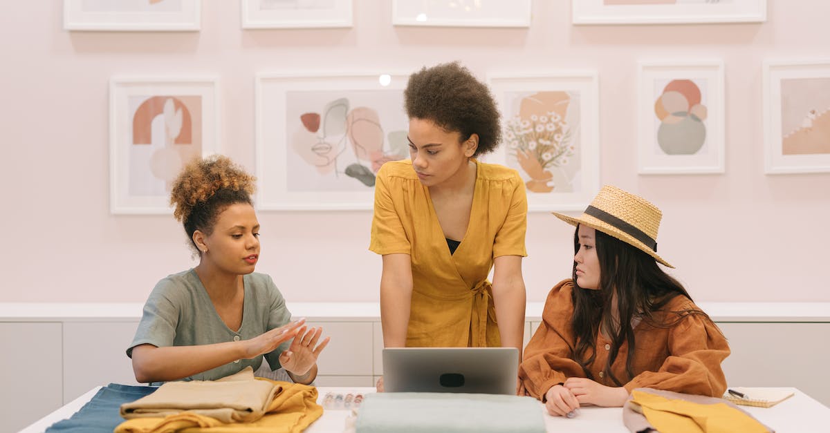 Who will be the leader if 6 colonels are in the same squad? - Man in Gray Crew Neck T-shirt Sitting Beside Woman in Yellow Button Up Shirt