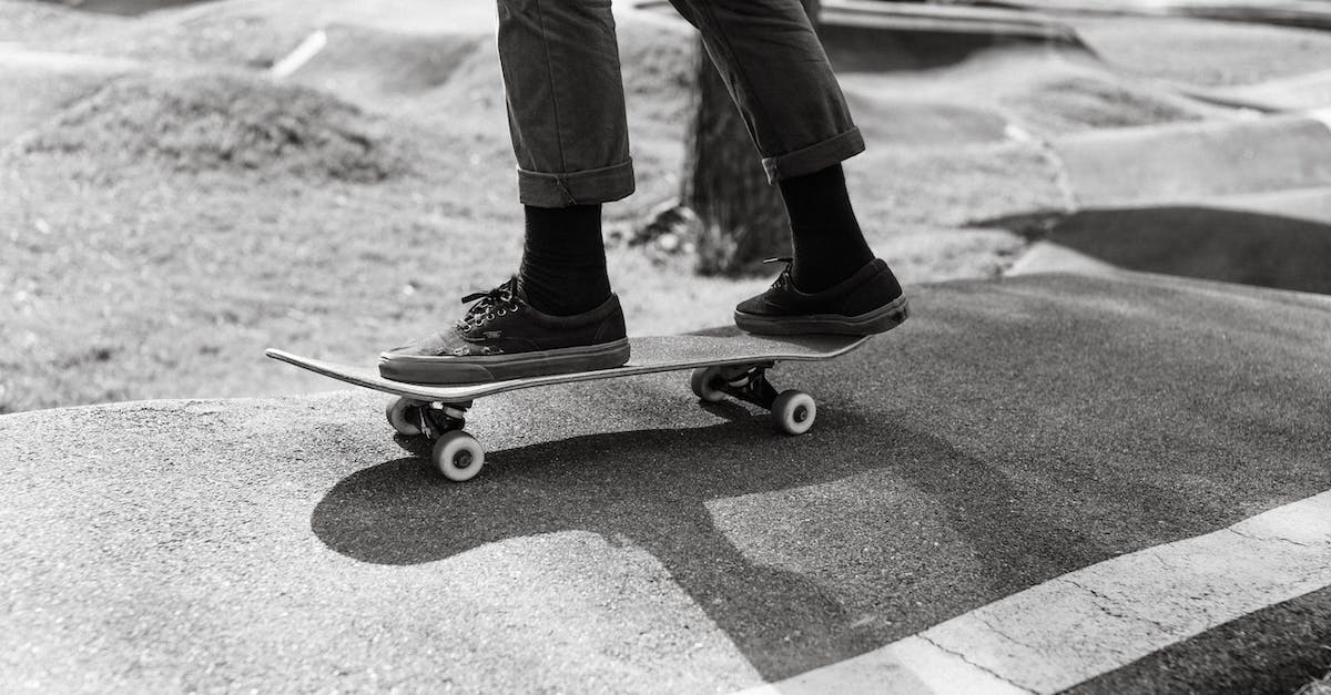 Why are the matchups in Clash of Clans so uneven at times? - Crop athlete skateboarding on wavy road in town Why are the matchups in Clash of Clans so uneven at times? - Crop athlete skateboarding on wavy road in town