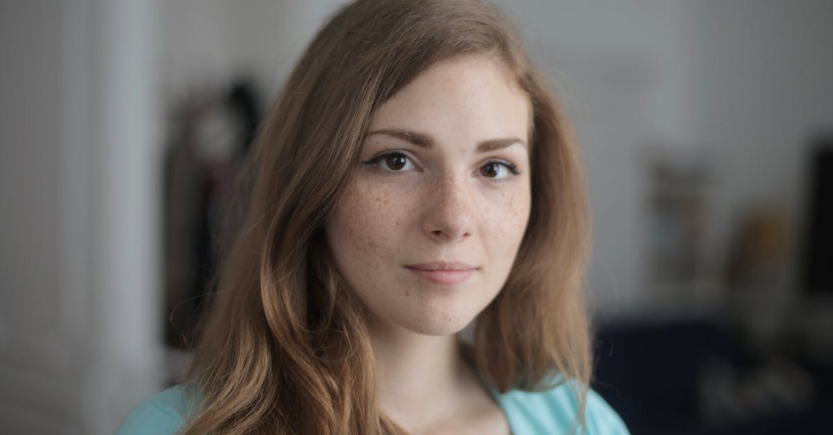 Why are there exclamation marks instead of the Shivering Isles Portal? - freckled Face