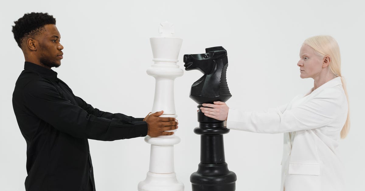 Why aren't controllers for players 3 and 4 detected for Battle Arena mode? - Man and Woman Holding a Giant Chess Piece Why aren't controllers for players 3 and 4 detected for Battle Arena mode? - Man and Woman Holding a Giant Chess Piece