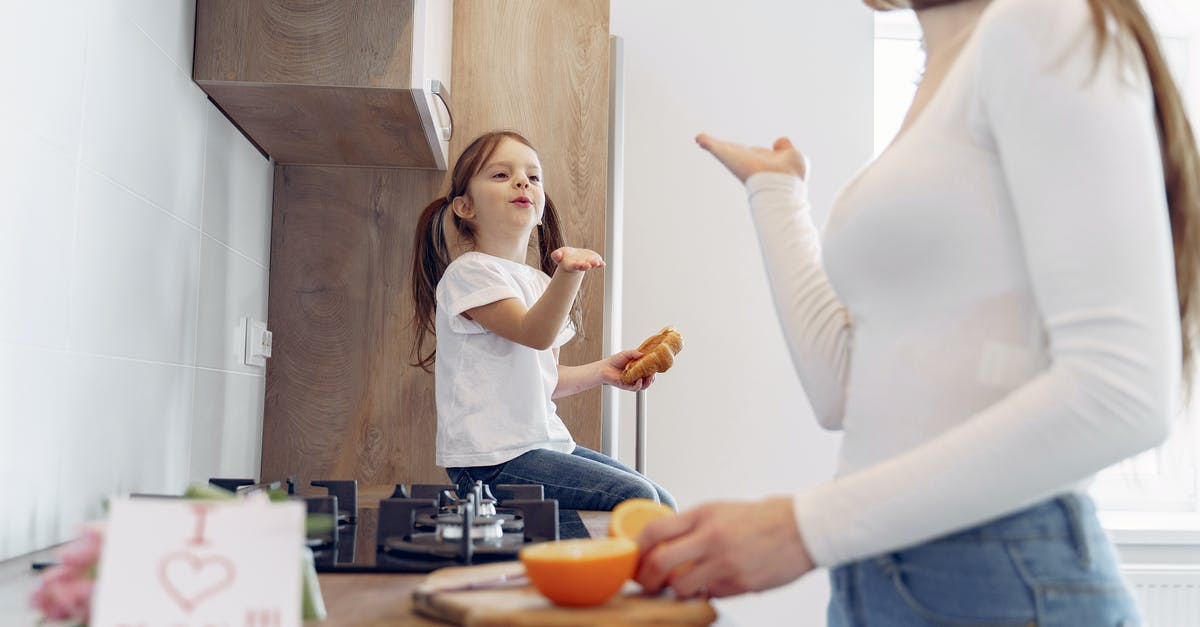 Why can't I cook my food in the furnace for Minecraft PE 0.12.1 - Loving mother and daughter blowing kiss on kitchen Why can't I cook my food in the furnace for Minecraft PE 0.12.1 - Loving mother and daughter blowing kiss on kitchen