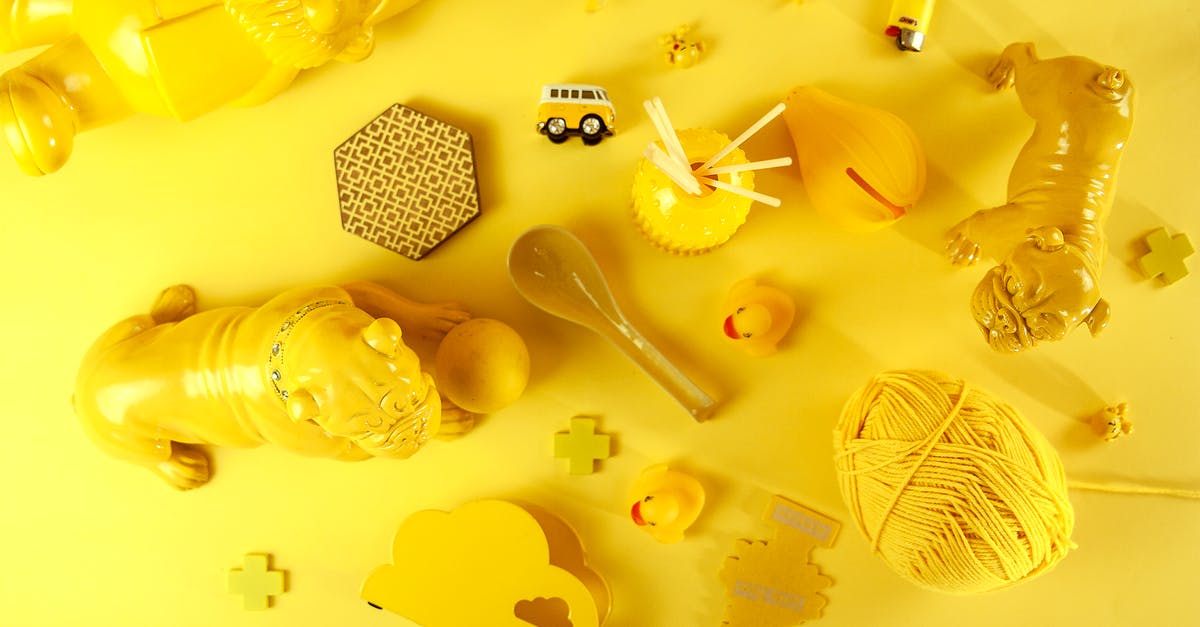 Why can't I gift an item? - Different yellow decorations on yellow surface Why can't I gift an item? - Different yellow decorations on yellow surface