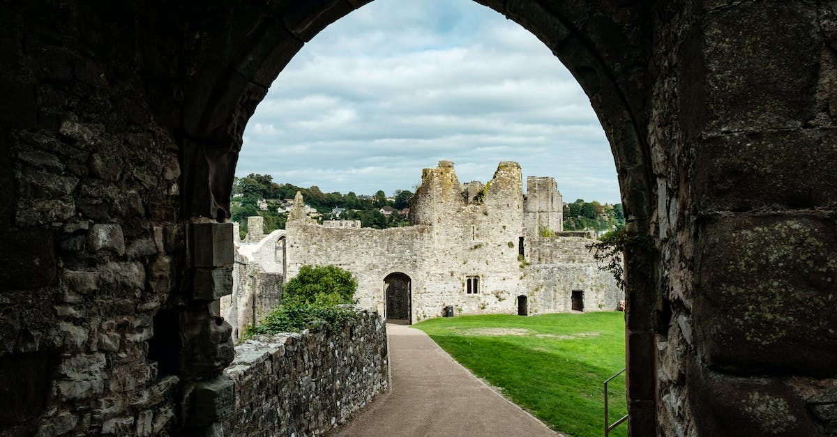 Why can't I grant the Kingdom of Wales to the Grand-Mayor of Gwynedd? - Road Beside a Green Field Why can't I grant the Kingdom of Wales to the Grand-Mayor of Gwynedd? - Road Beside a Green Field