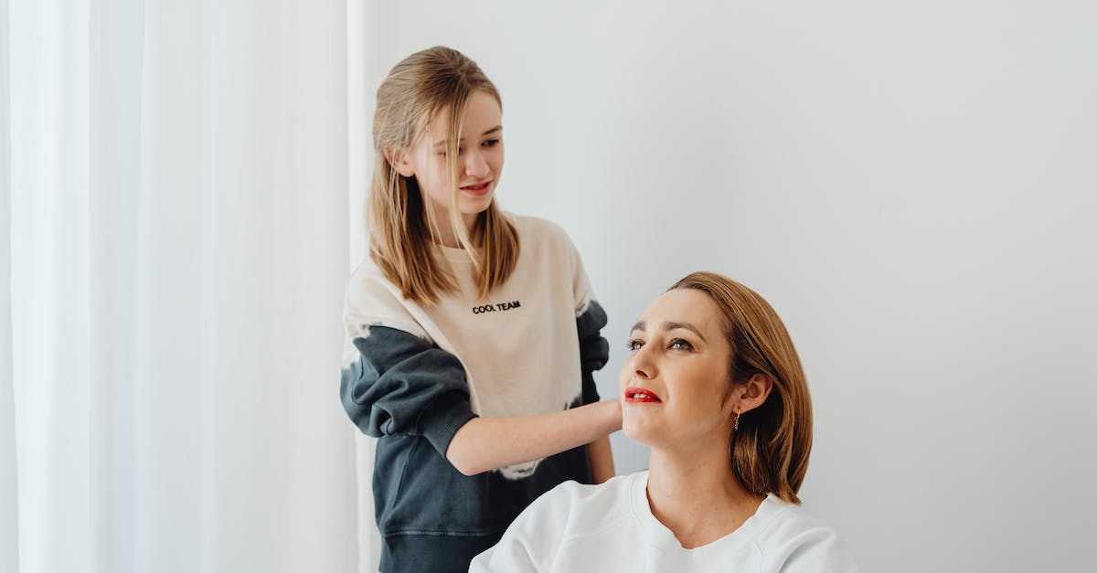 Why do some of my maximums sometimes decrease? - Girl Doing Hairstyle for Mother