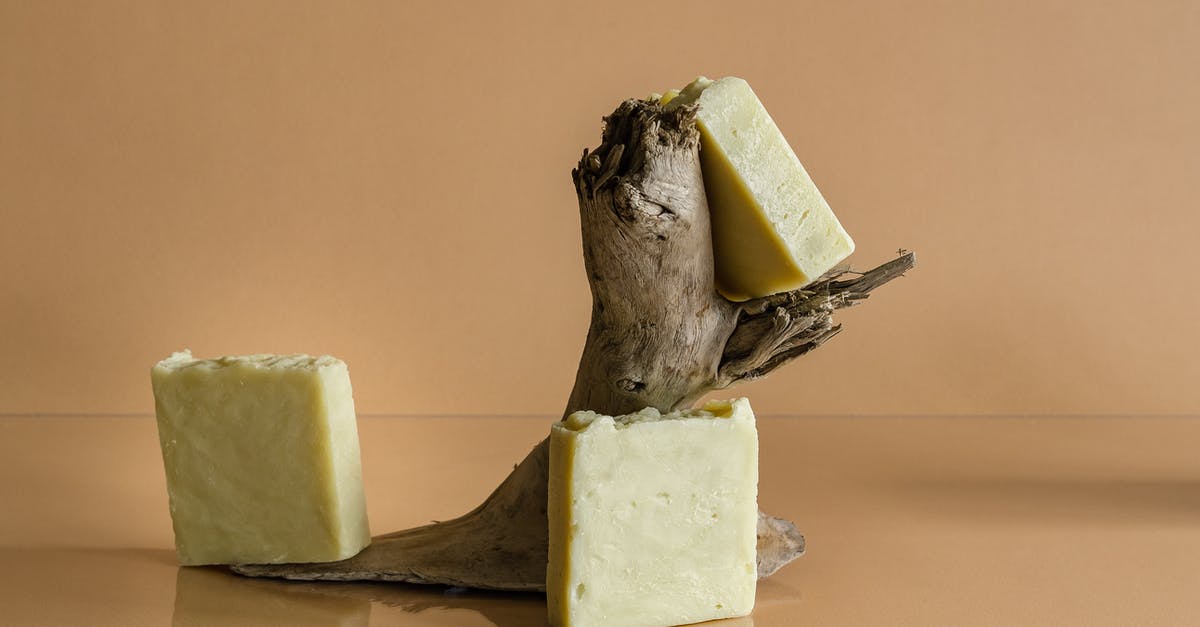 Why does breaking wood blocks have such a delay in minecraft, and how do I fix? - A Wood Surrounded by Blocks of Cheese 