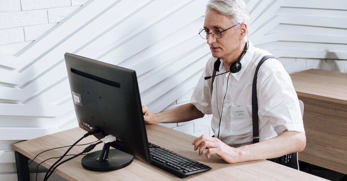 Why does Call of Duty 4 crash to desktop when I enter multiplayer? - A Call Center Agent Working 