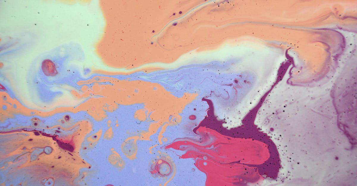 Why does this weird purple tint appear over my prop icon when trying to spawn it in GMOD? - Background of multicolored ink swir Why does this weird purple tint appear over my prop icon when trying to spawn it in GMOD? - Background of multicolored ink swir
