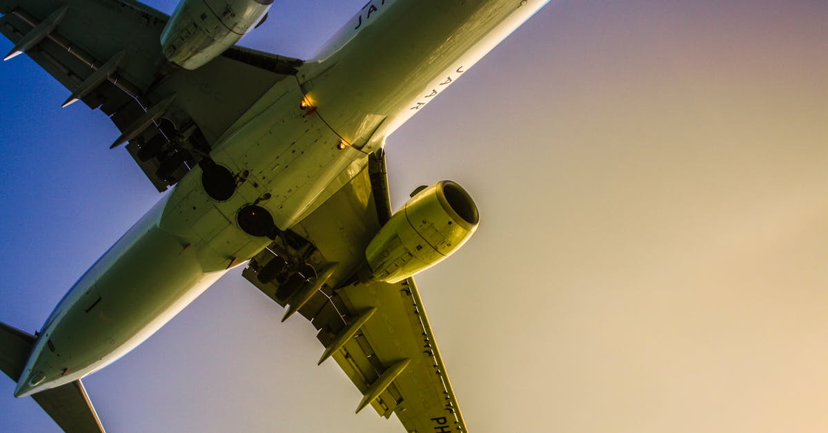 Why don't heatseekers lock on to low flying vehicles? - Low Angle Photography of Airplane Why don't heatseekers lock on to low flying vehicles? - Low Angle Photography of Airplane