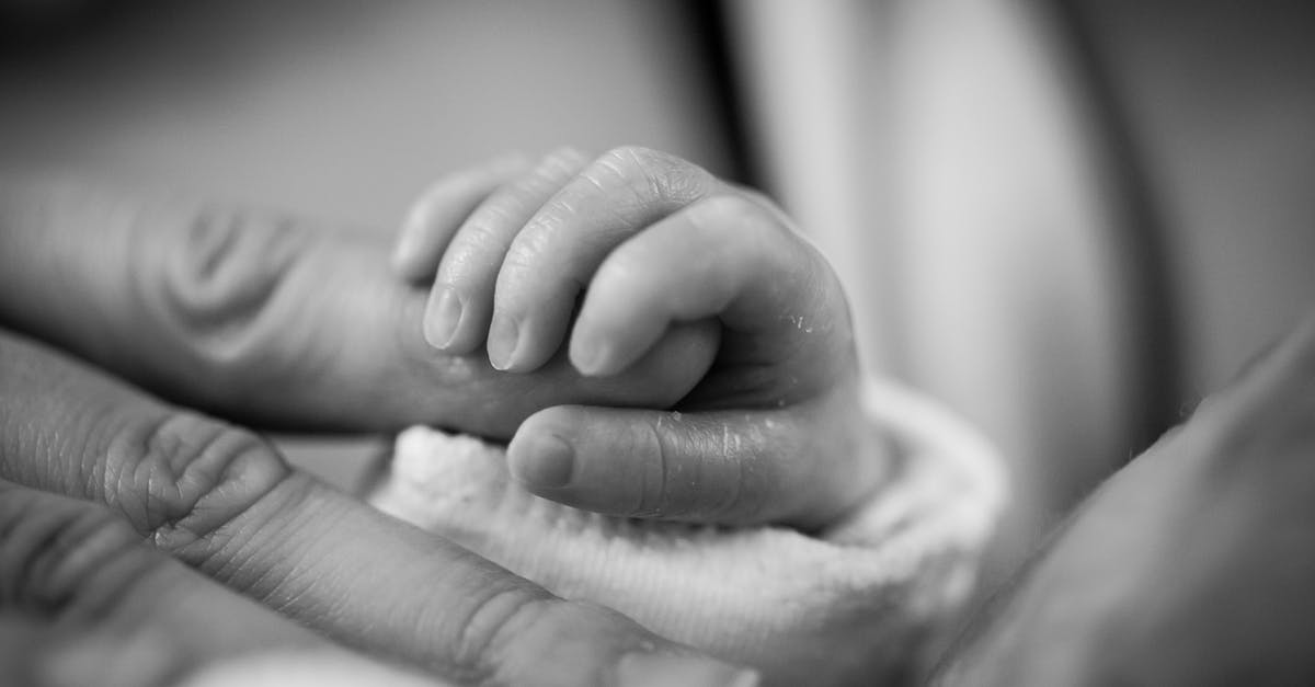 Why don't my female dwellers give birth to children? - Person's Tummy And Hand Why don't my female dwellers give birth to children? - Person's Tummy And Hand