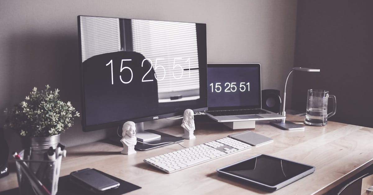 Why won't this redstone and command block setup work like the other one? - Computer Desk Why won't this redstone and command block setup work like the other one? - Computer Desk