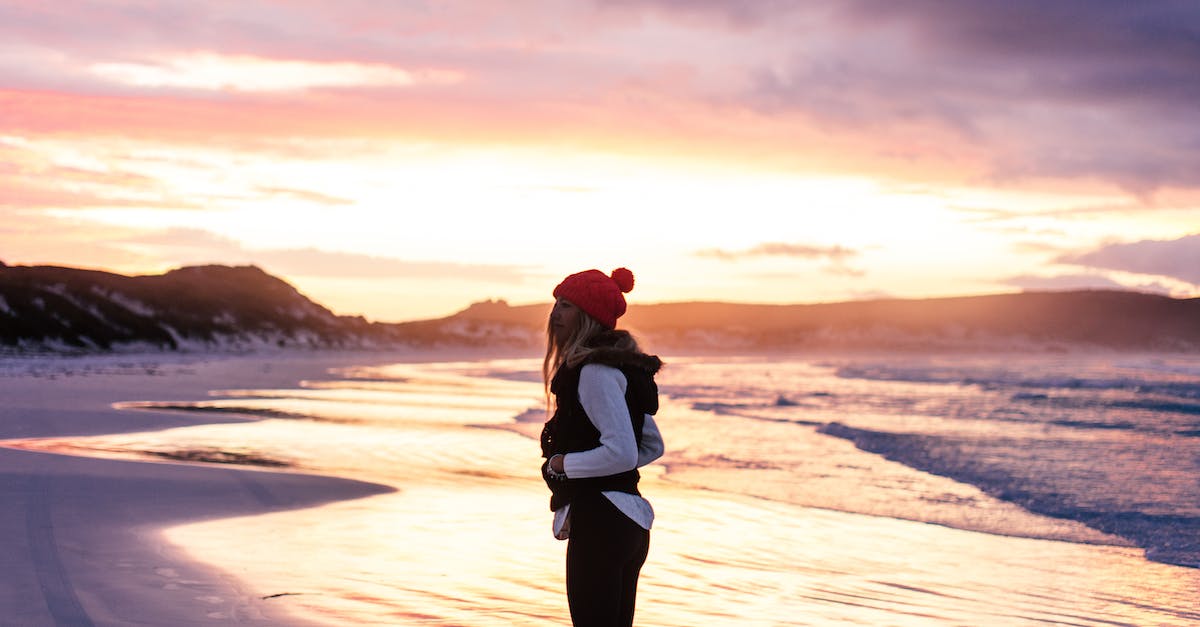 Wii U HDMI to DVI-D displays snow - Woman Standing on a Beach at Sunset in Winter Wii U HDMI to DVI-D displays snow - Woman Standing on a Beach at Sunset in Winter