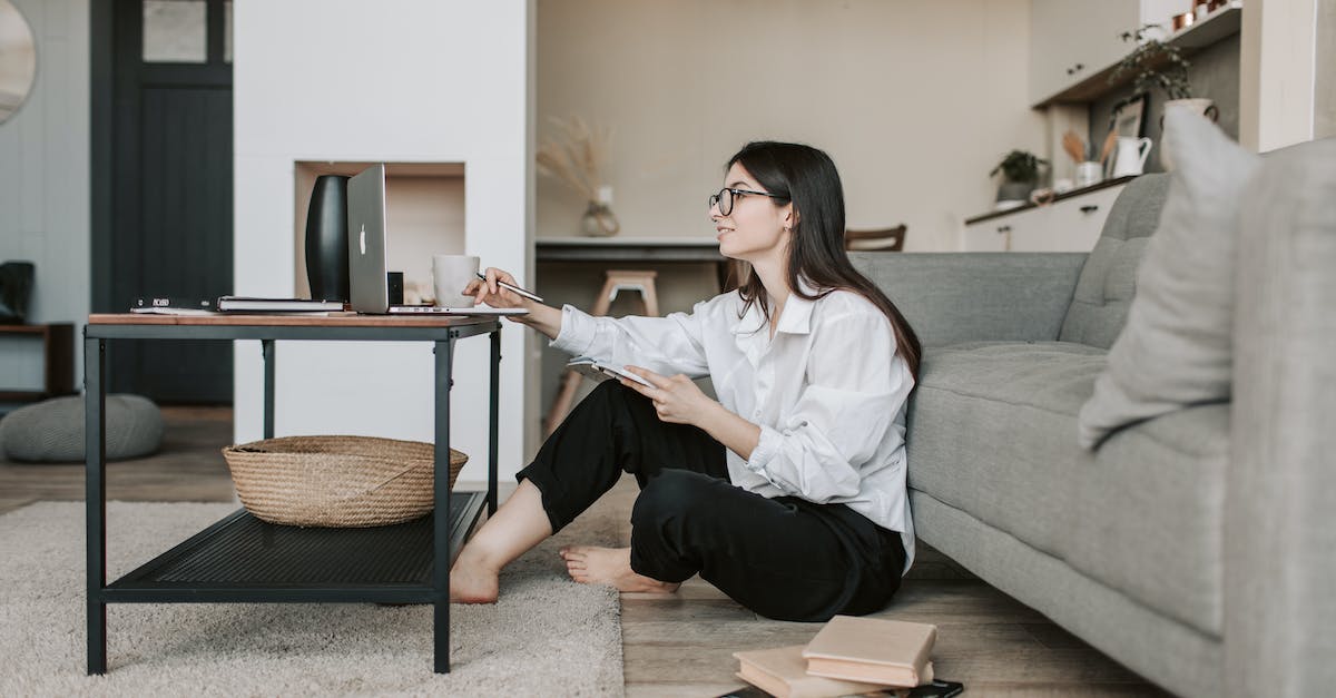 Will buying a digital full game from the xbox live marketplace still keep the data on the hard drive? - Woman Working From Home Will buying a digital full game from the xbox live marketplace still keep the data on the hard drive? - Woman Working From Home