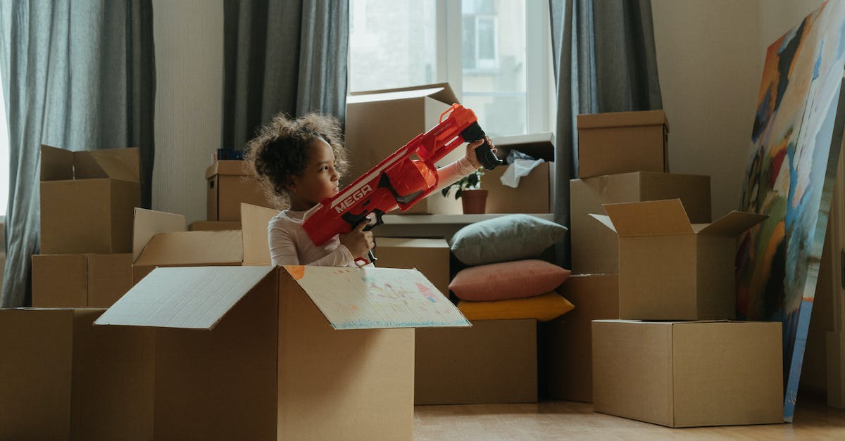 Will deleting the .minecraft folder and restarting the game affect stuff on multiplayer? - Woman in Red Long Sleeve Shirt Sitting on Brown Cardboard Box