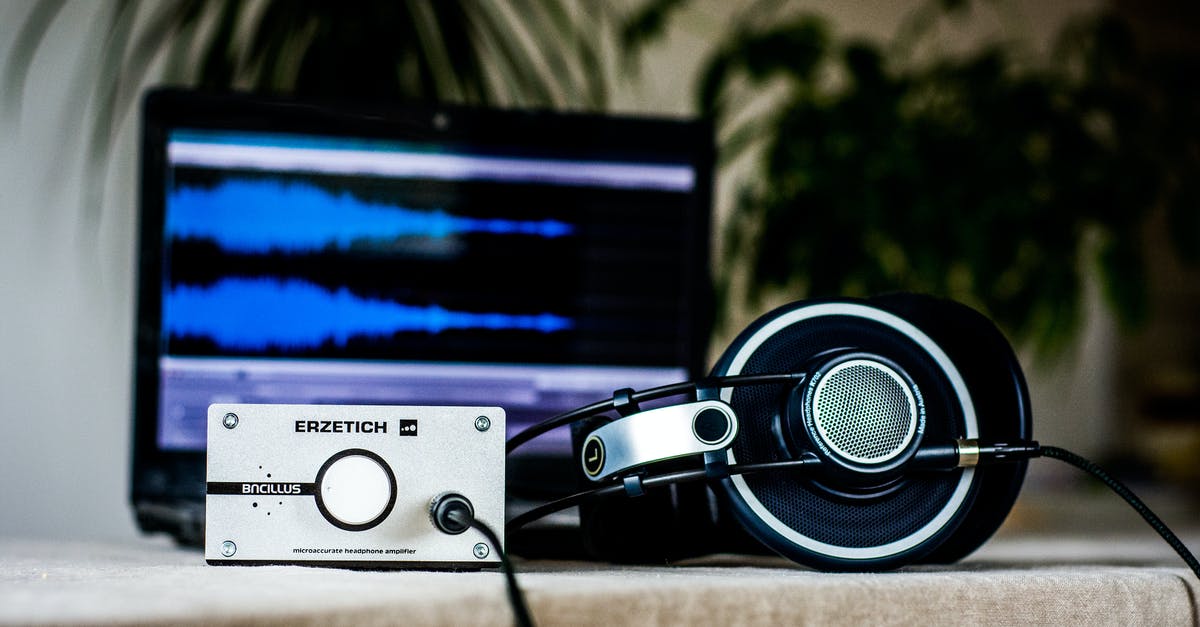 Will my headphone's microphone still work if I'm passing it through a USB-C to 3.5mm stereo cable? [closed] - Black Headset on Table