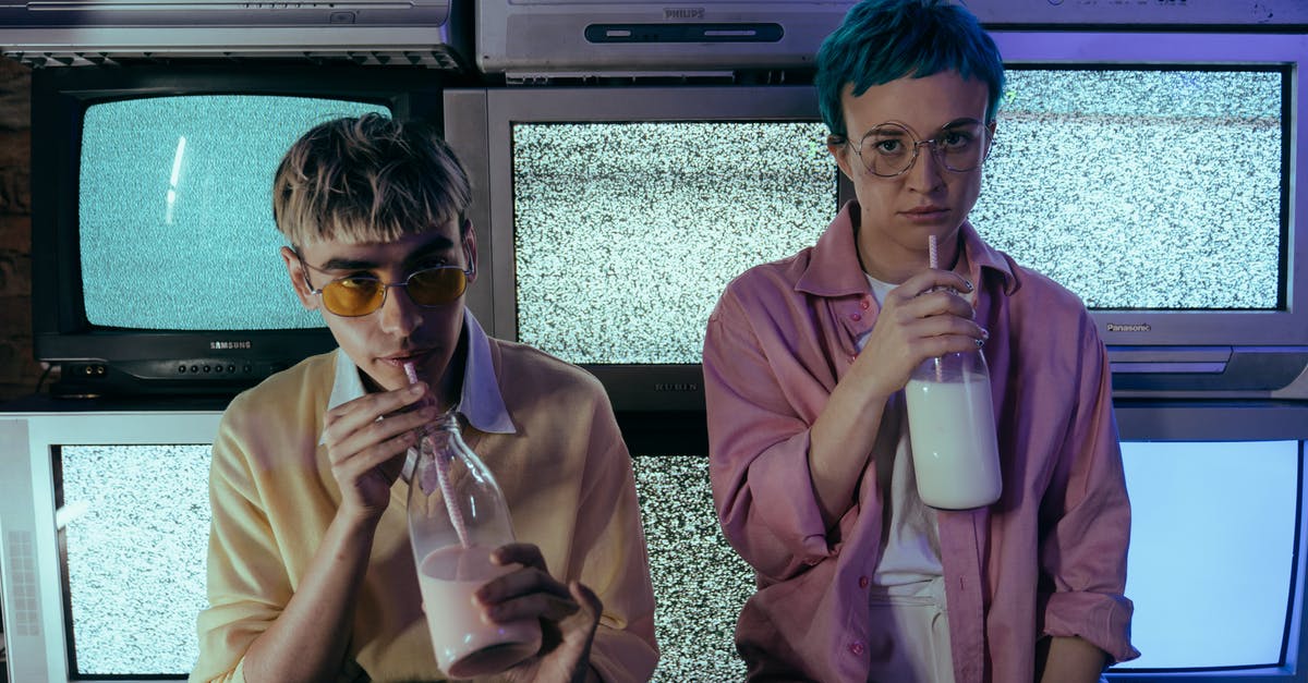 Witcher 3 force static screen instead of narrator - Woman in Pink Long Sleeve Shirt Holding White Plastic Cup