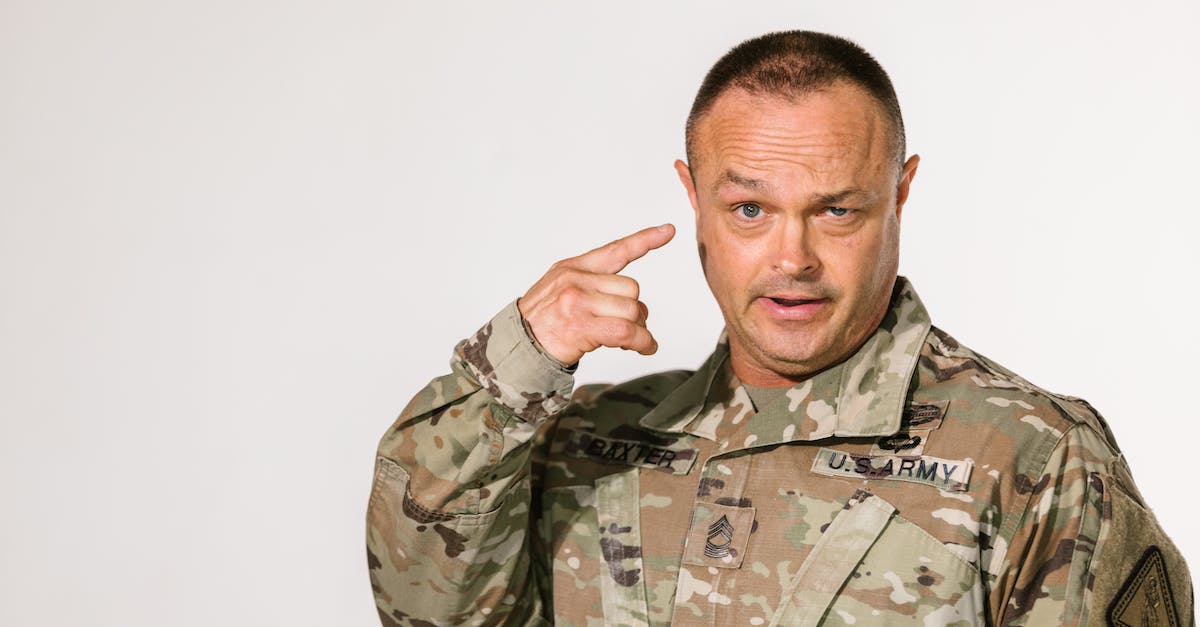 Yesterday, I earned the 11 years of service badge and didnt level up - Photo of Soldier Doing Funny Face 